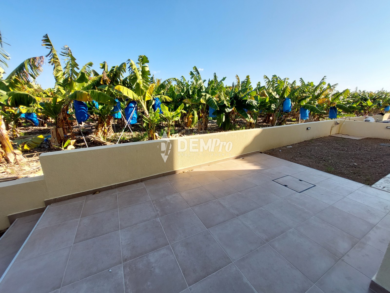 3 Bedroom House for Sale in Kissonerga, Paphos District