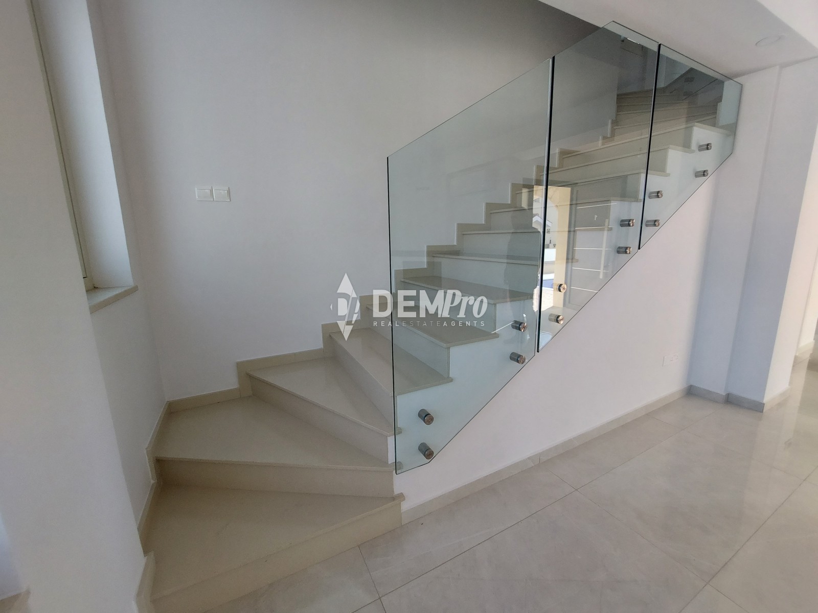 3 Bedroom House for Sale in Kissonerga, Paphos District