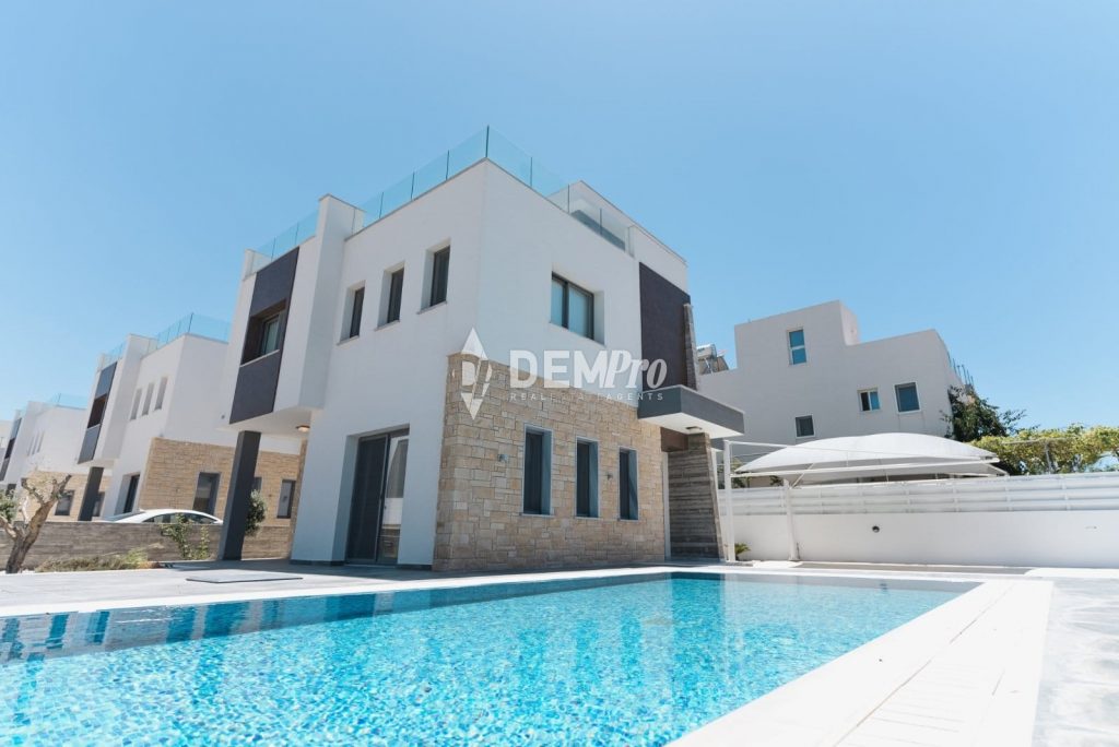 3 Bedroom House for Sale in Chlorakas, Paphos District