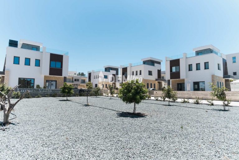 3 Bedroom House for Sale in Chlorakas, Paphos District