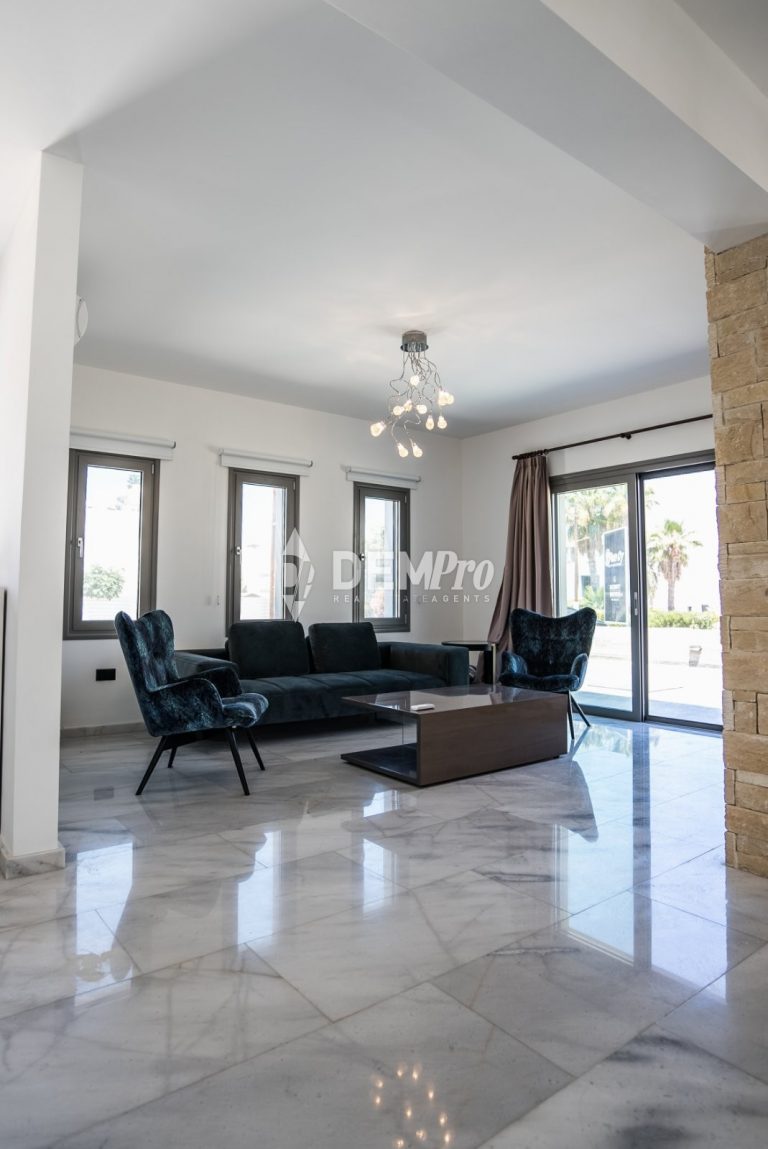 3 Bedroom House for Sale in Chlorakas, Paphos District