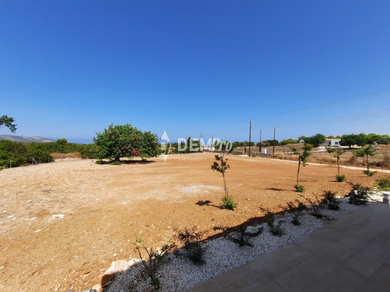 3 Bedroom Villa for Sale in Neo Chorio Pafou, Paphos District