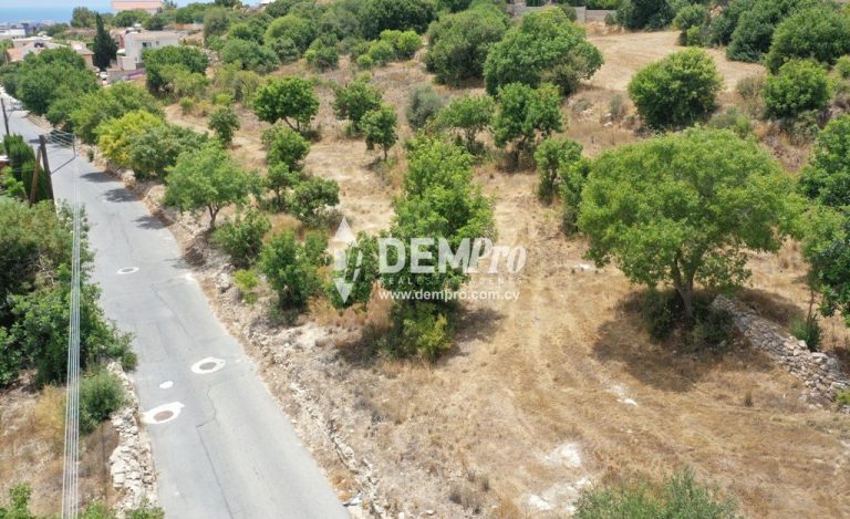 5,650m² Plot for Sale in Paphos – Anavargos