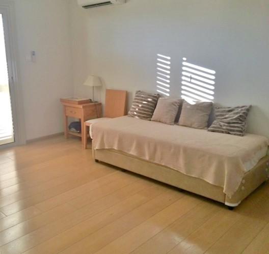 4 Bedroom Villa for Sale in Monagroulli, Limassol District