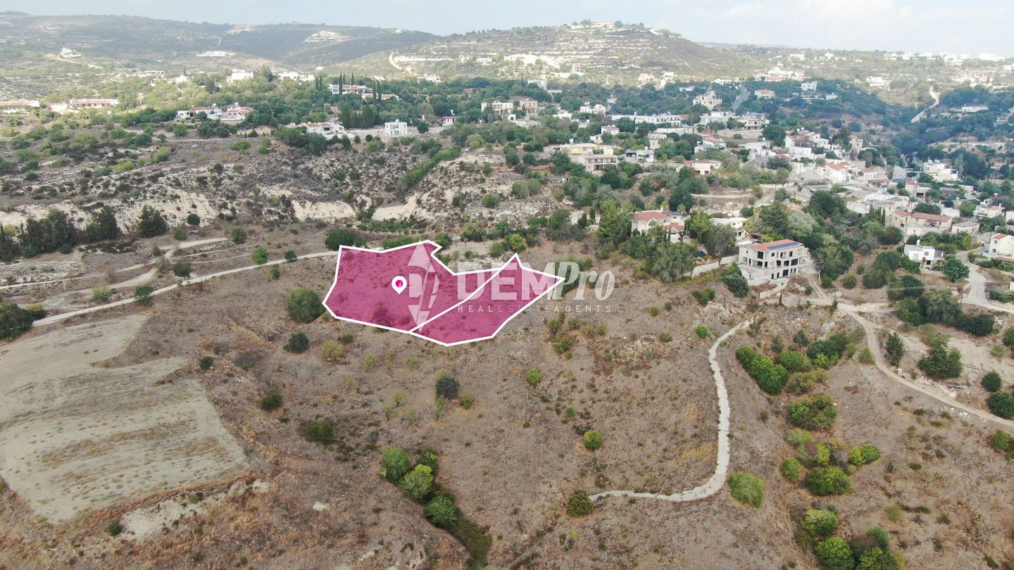 3,866m² Plot for Sale in Armou, Paphos District