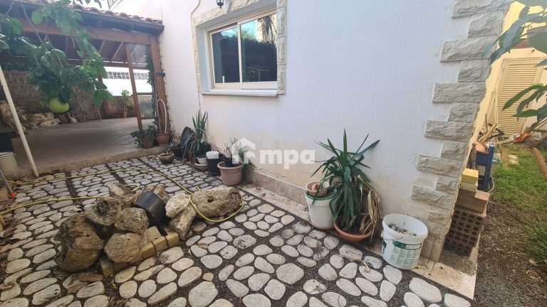4 Bedroom House for Sale in Strovolos, Nicosia District