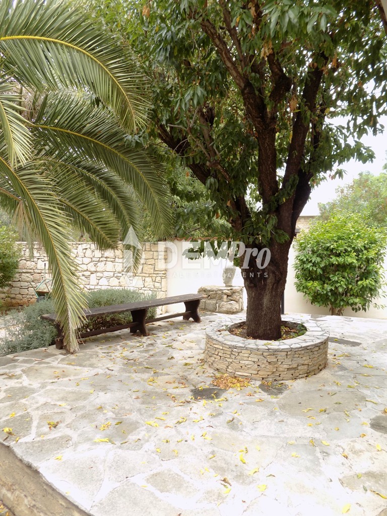 4 Bedroom Villa for Sale in Mesogi, Paphos District