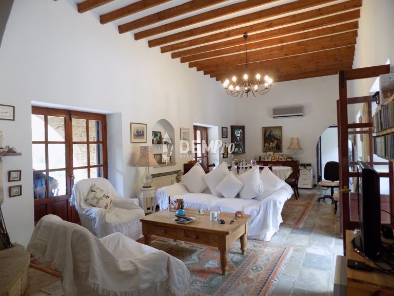 4 Bedroom Villa for Sale in Mesogi, Paphos District