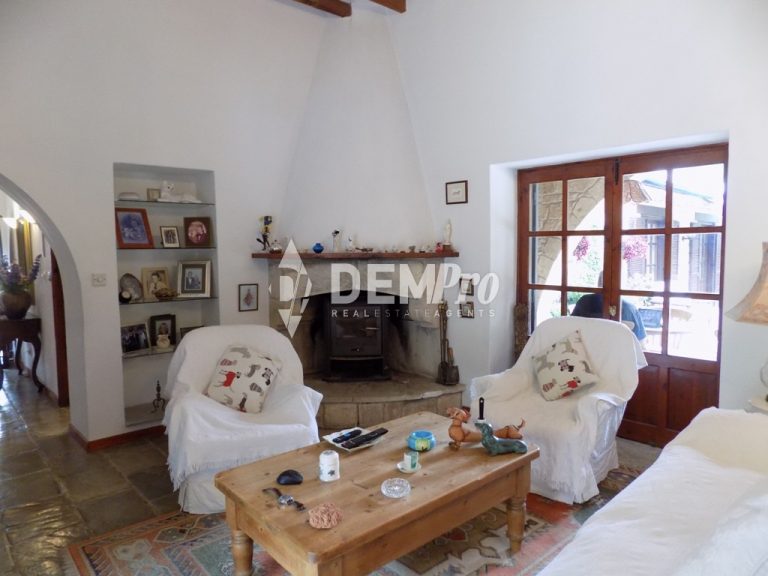 4 Bedroom Villa for Sale in Mesogi, Paphos District