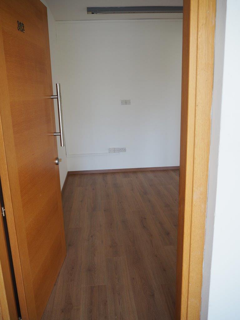 148m² Office for Rent