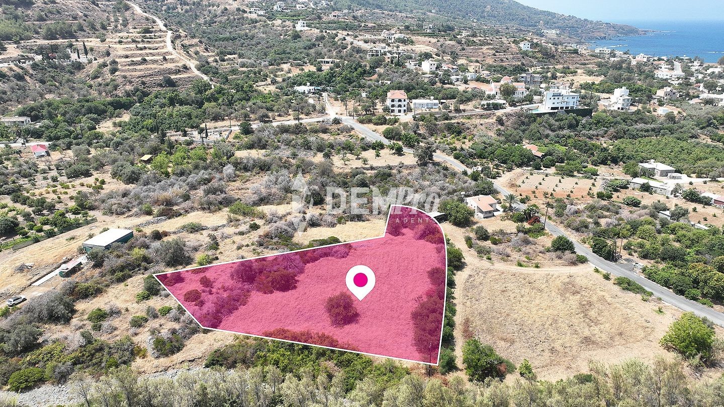 3,345m² Plot for Sale in Pomos, Paphos District