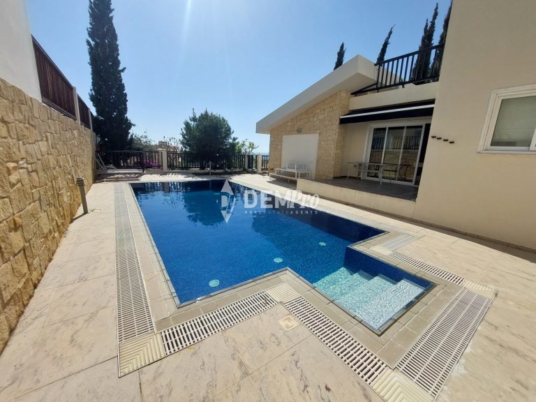 4 Bedroom Villa for Sale in Chlorakas, Paphos District