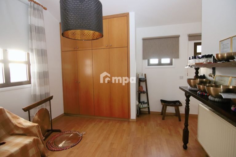 4 Bedroom House for Rent in Latsia, Nicosia District