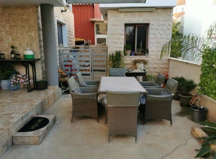 3 Bedroom House for Rent in Kato Polemidia, Limassol District