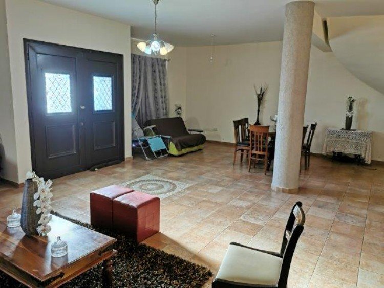 3 Bedroom House for Rent in Kato Polemidia, Limassol District