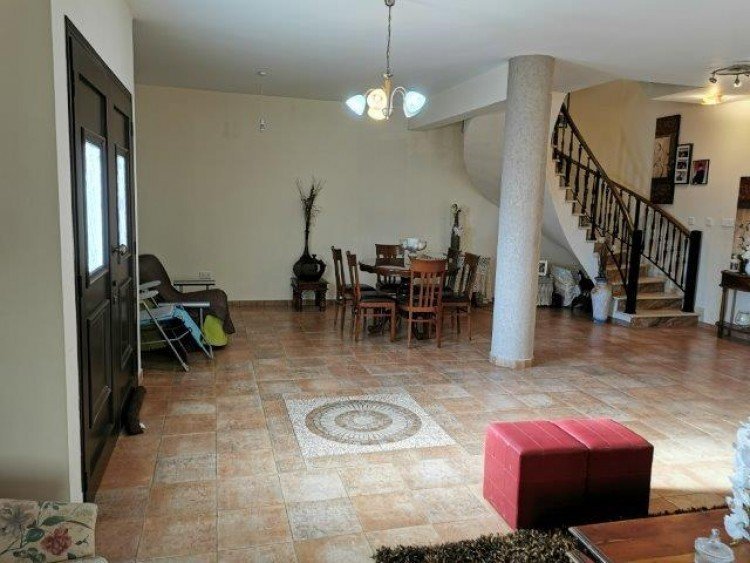 3 Bedroom House for Rent in Kato Polemidia, Limassol District