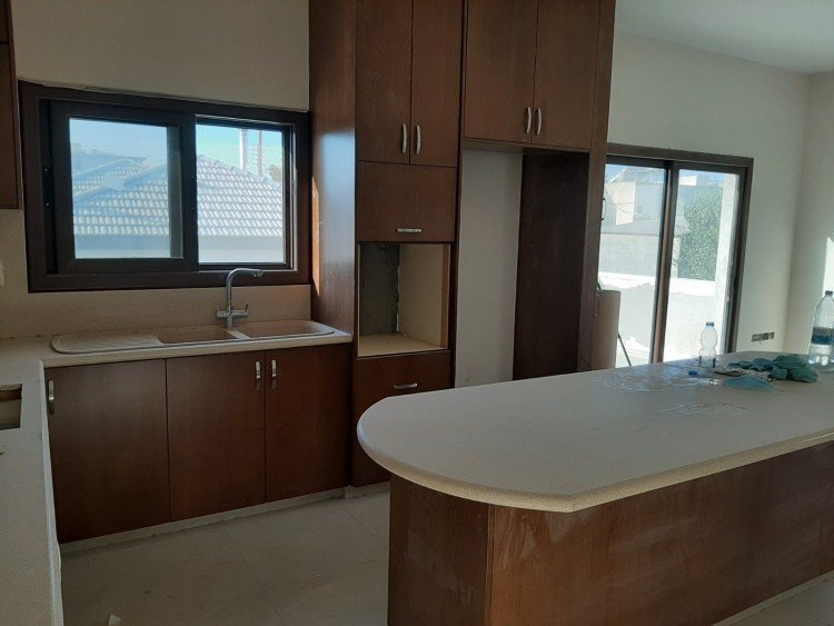 5 Bedroom House for Rent in Trachoni Lemesou, Limassol District