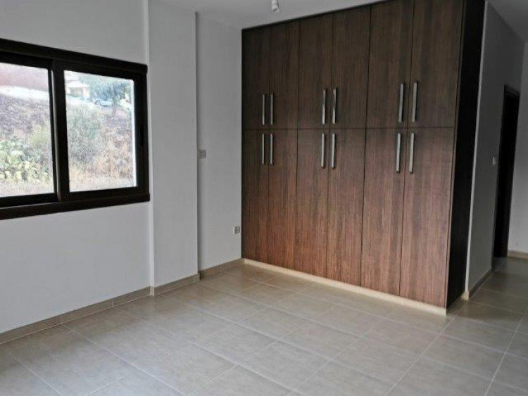 4 Bedroom House for Rent in Eptagoneia, Limassol District