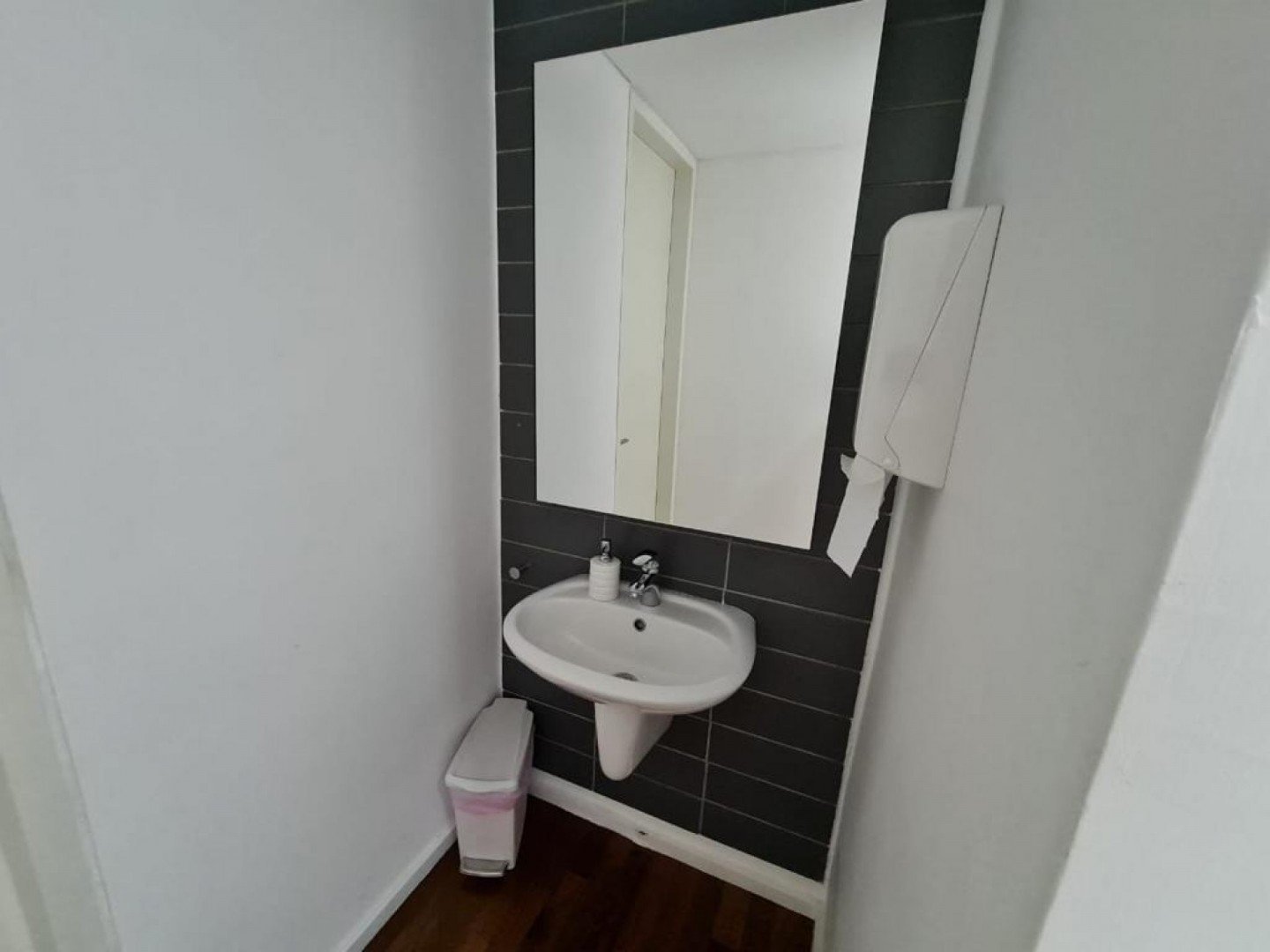 190m² Office for Rent in Limassol District