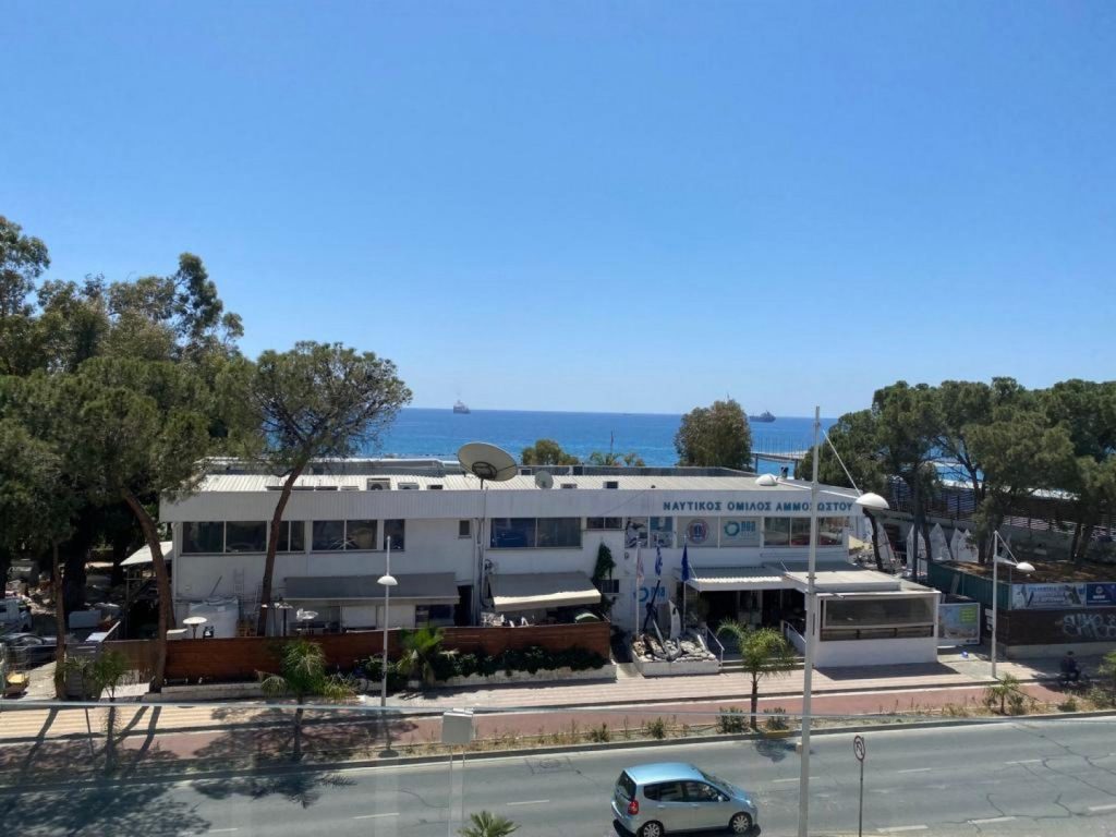 190m² Office for Rent in Limassol District