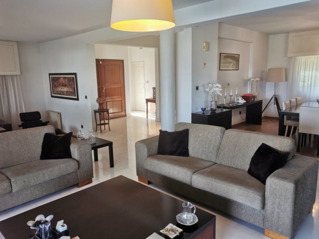 5 Bedroom House for Rent in Agios Tychonas, Limassol District