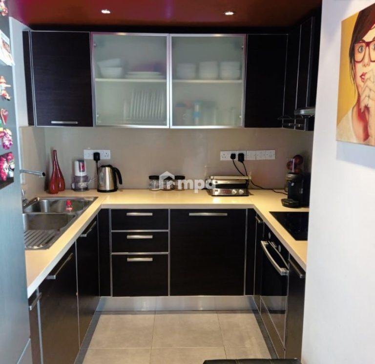 2 Bedroom Apartment for Sale in Strovolos, Nicosia District