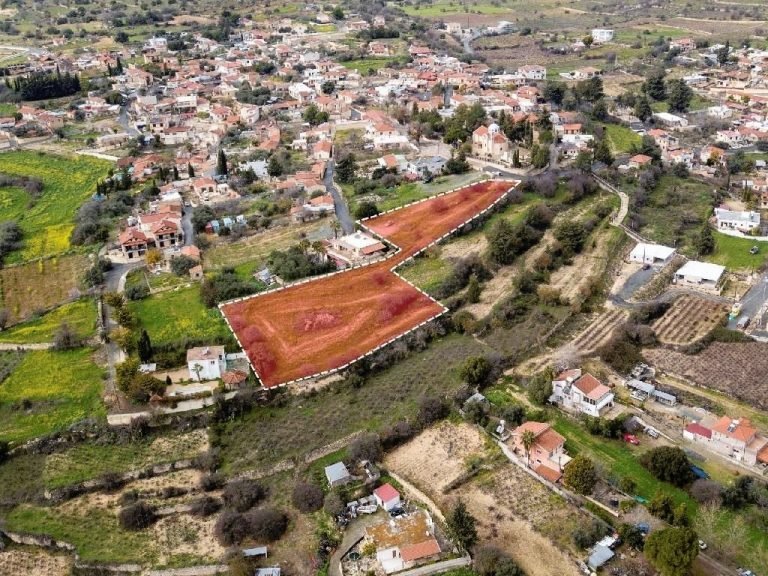 4,372m² Plot for Sale in Pachna, Limassol District