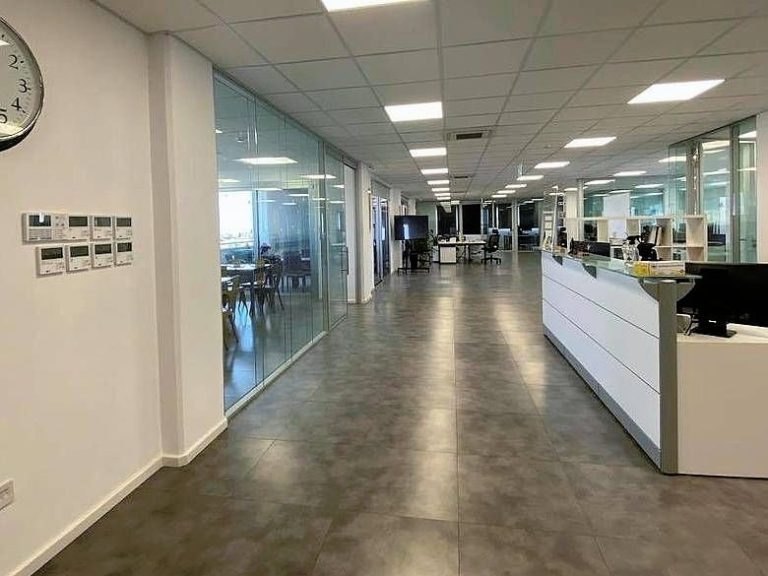 500m² Office for Rent in Limassol District