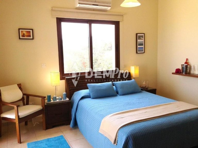 4 Bedroom House for Rent in Neo Chorio Pafou, Paphos District