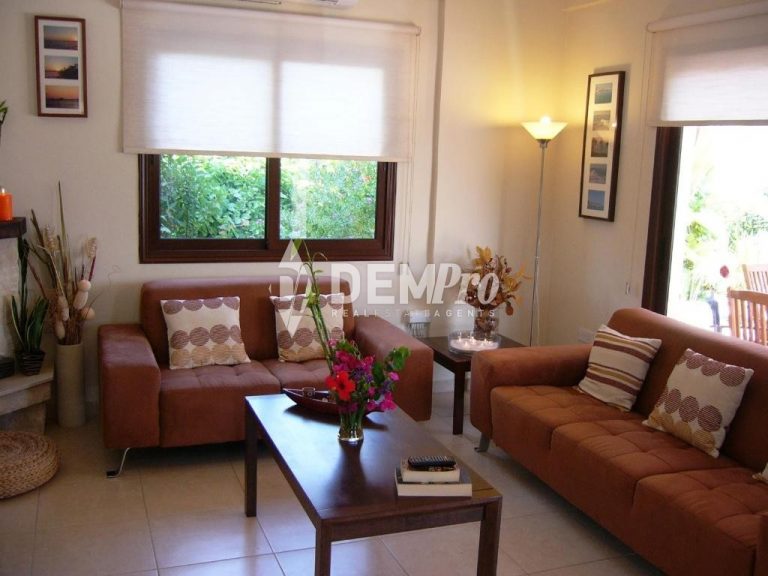 4 Bedroom House for Rent in Neo Chorio Pafou, Paphos District