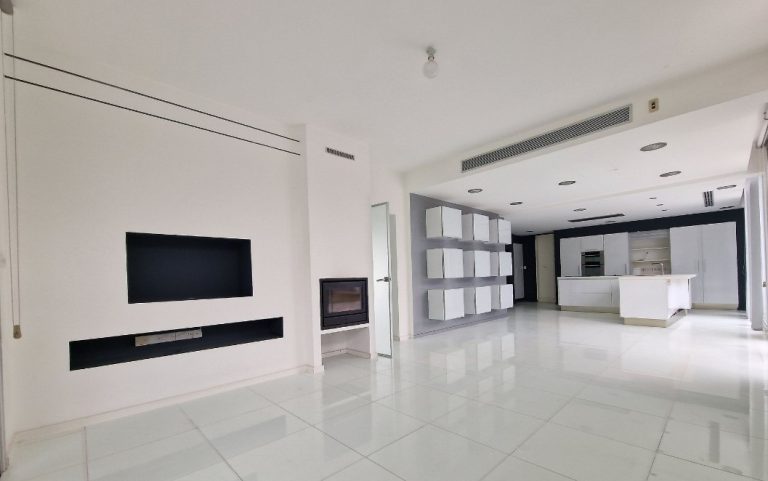 5 Bedroom House for Sale in Latsia, Nicosia District