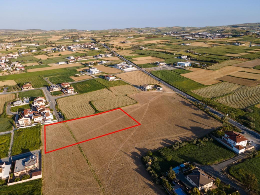4,683m² Plot for Sale in Athienou, Larnaca District