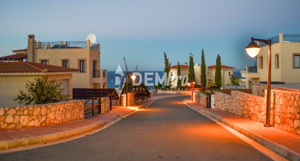 5 Bedroom House for Sale in Neo Chorio Pafou, Paphos District