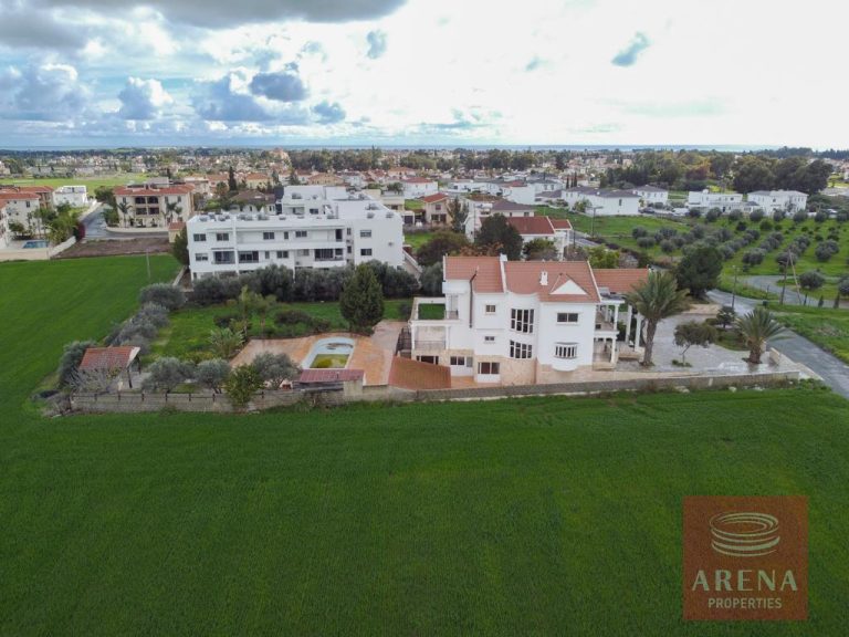 5 Bedroom Villa for Sale in Kiti, Larnaca District