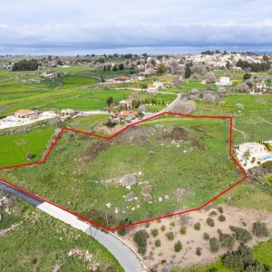 12,339m² Plot for Sale in Pano Arodes, Paphos District