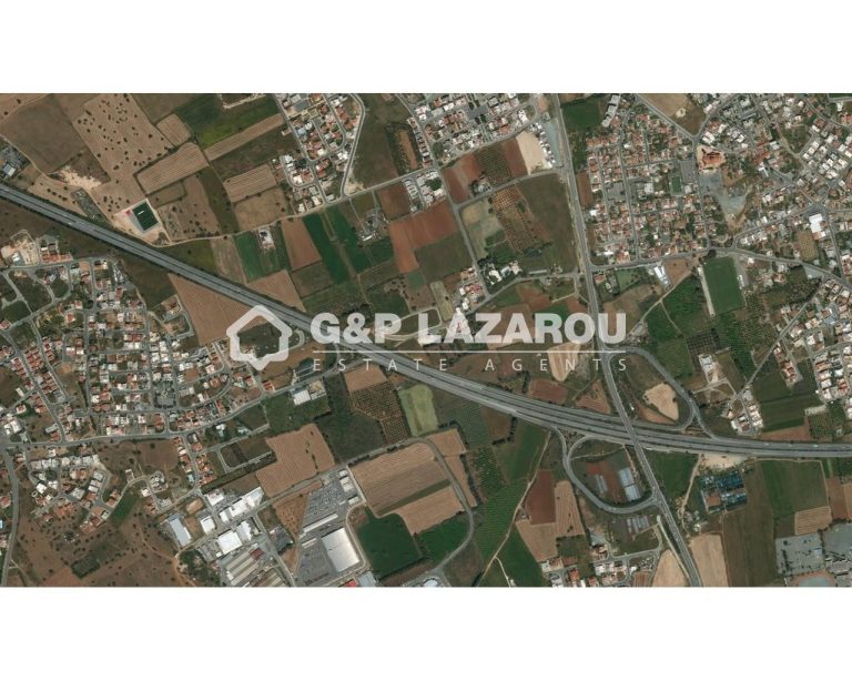 6,611m² Plot for Sale in Limassol District