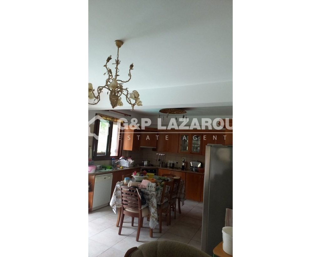 4 Bedroom House for Sale in Agios Therapon, Limassol District