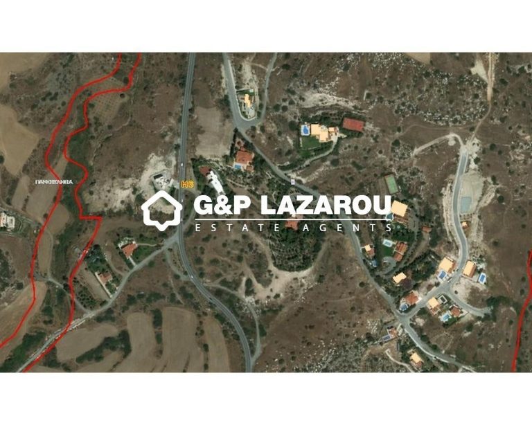 4,100m² Plot for Sale in Parekklisia, Limassol District