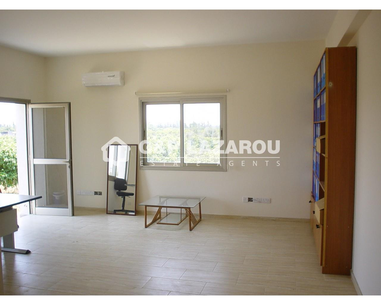 5 Bedroom House for Sale in Asomatos, Limassol District