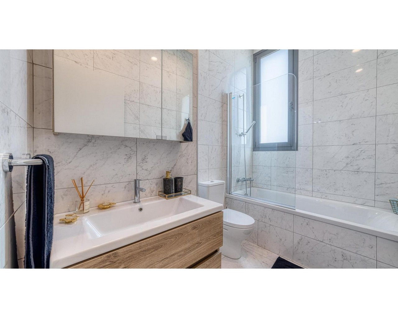 2 Bedroom Apartment for Sale in Limassol – Mesa Geitonia