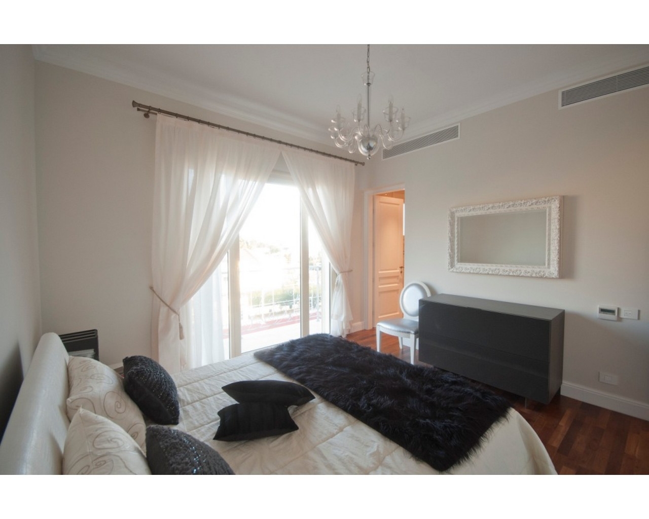 4 Bedroom House for Sale in Agios Tychonas, Limassol District