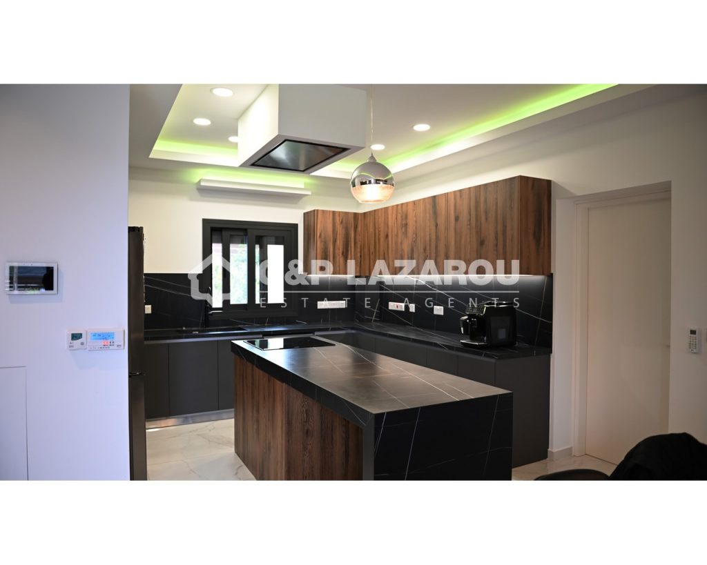 3 Bedroom House for Sale in Parekklisia, Limassol District