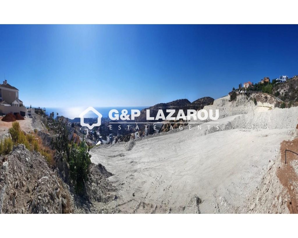 989m² Plot for Sale in Agios Tychonas, Limassol District
