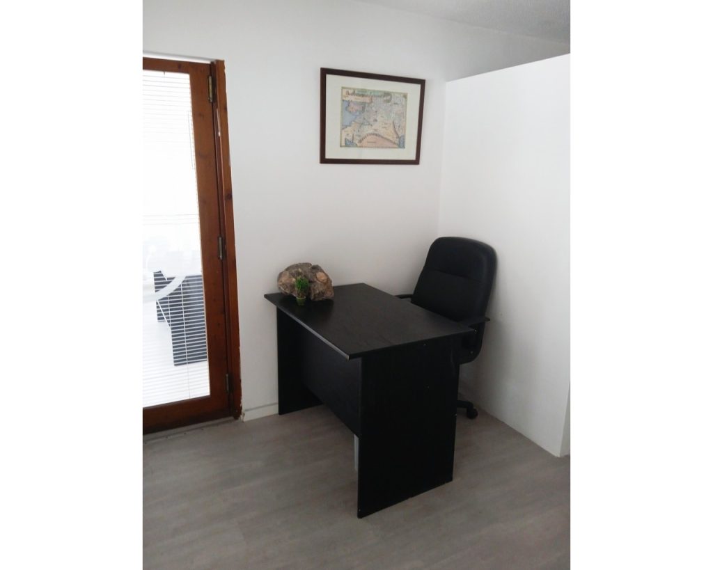 250m² Office for Rent in Agios Tychonas, Limassol District
