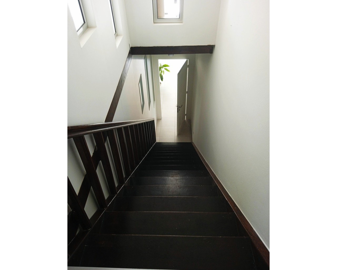 250m² Office for Rent in Agios Tychonas, Limassol District
