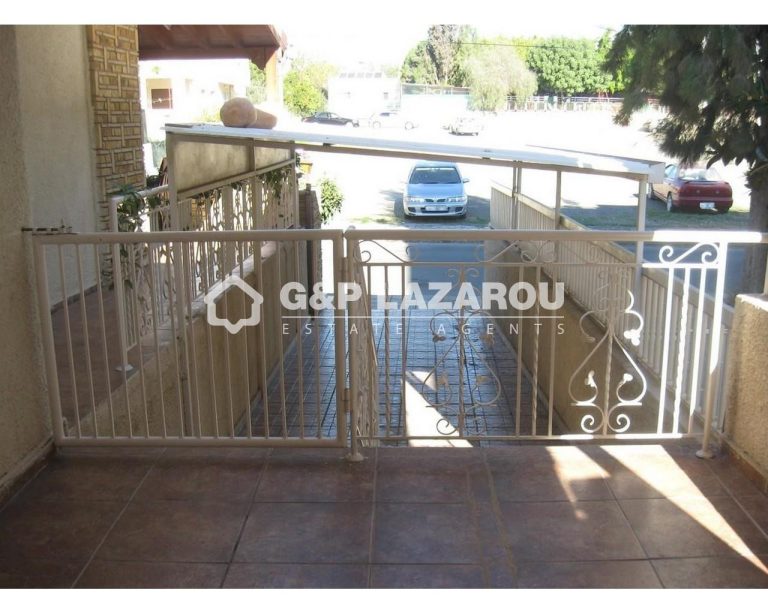 4 Bedroom House for Sale in Limassol – Mesa Geitonia