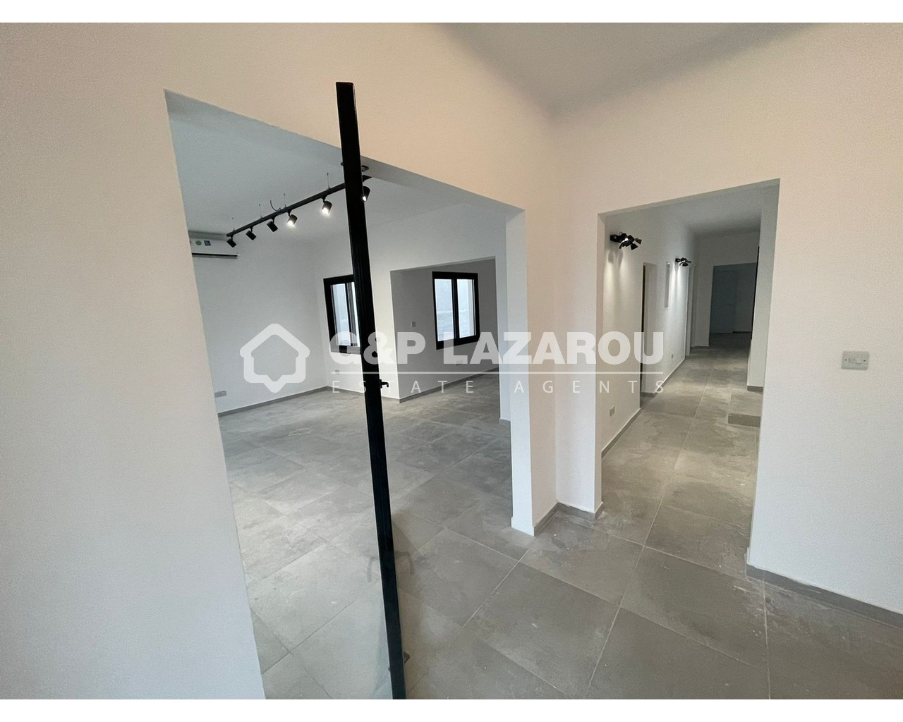 300m² Building for Sale in Limassol – Agia Zoni