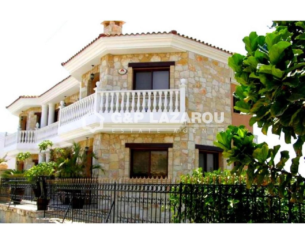 6+ Bedroom House for Sale in Limassol – Agia Fyla