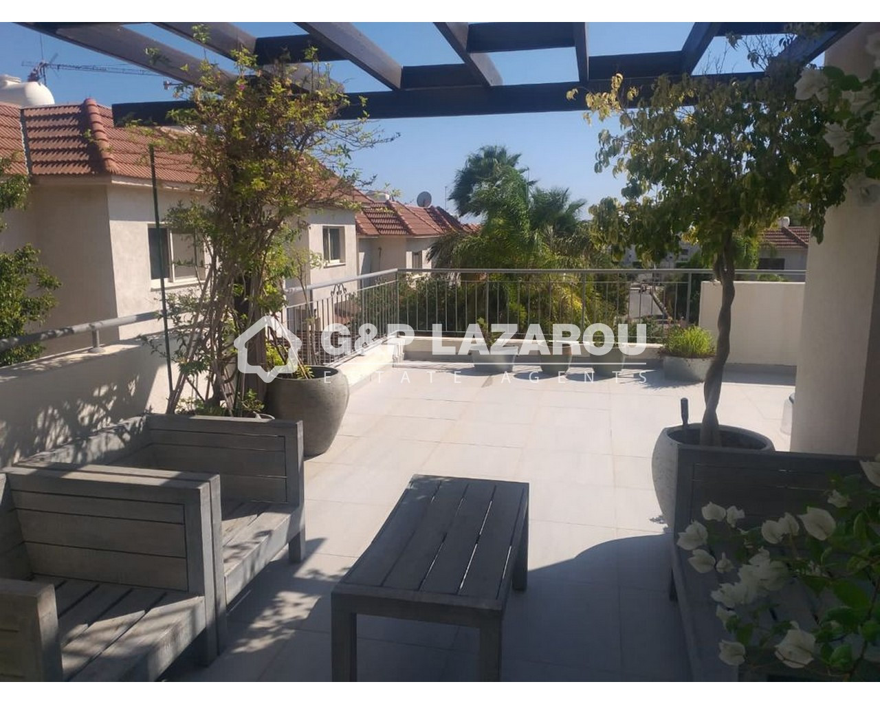 2 Bedroom House for Rent in Parekklisia, Limassol District