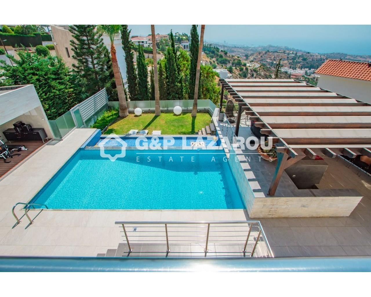 5 Bedroom House for Sale in Agios Tychonas, Limassol District